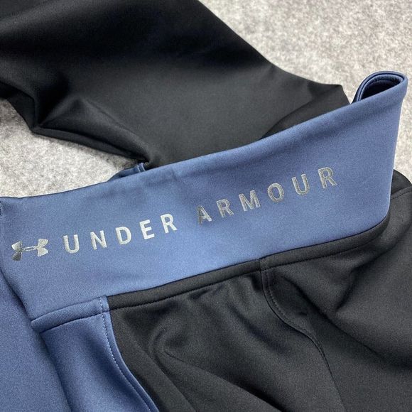 Under Armour Womens Pullover Medium FITTED Cold Gear 1/4 Zip Thumb Holes - Picture 10 of 12